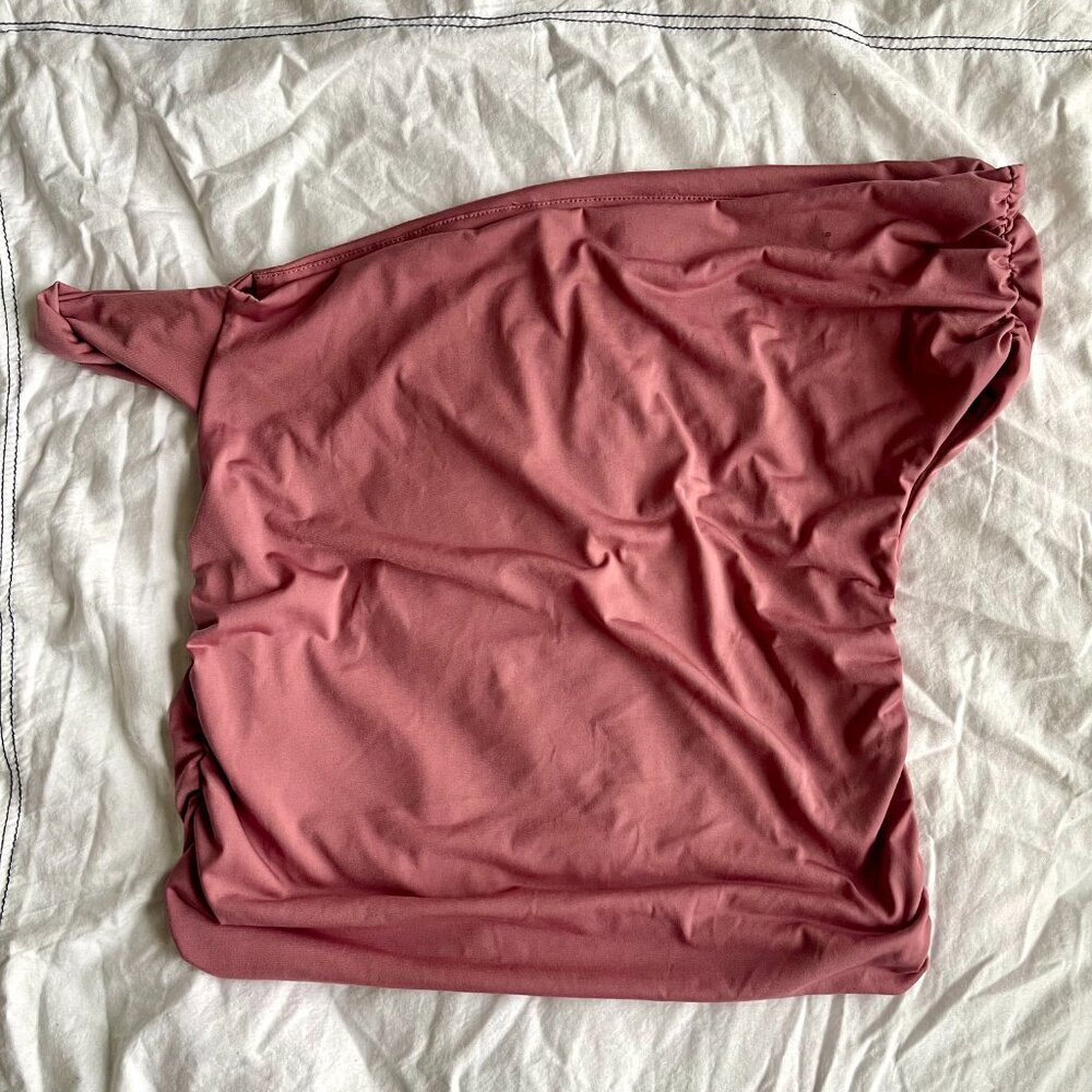 NWT One Shoulder Top Mauve Ruched Crop Top - Picture 4 of 5